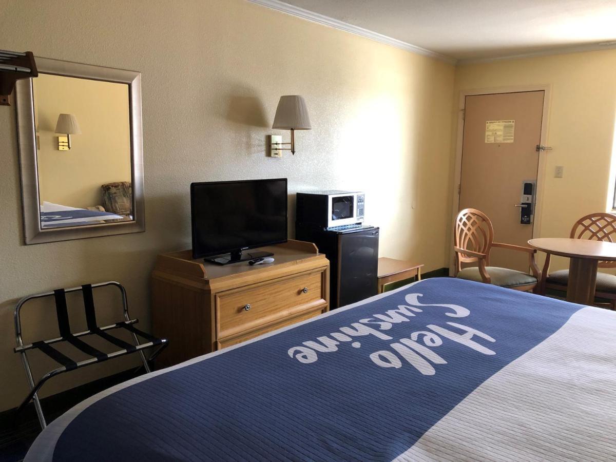 Days Inn By Wyndham Alamogordo White Sands Eksteriør bilde