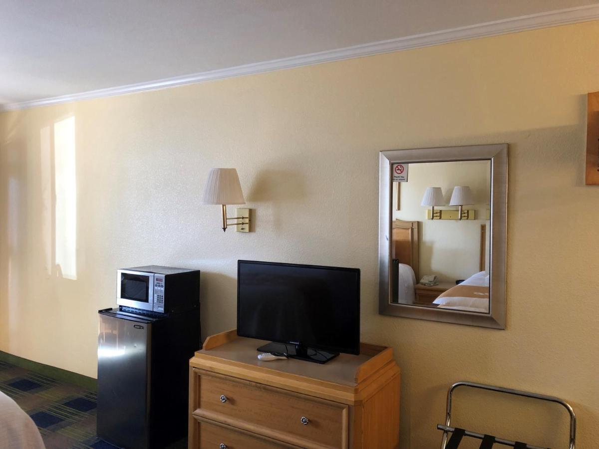 Days Inn By Wyndham Alamogordo White Sands Eksteriør bilde